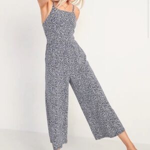 SALE 2/$20 Old Navy Blue Floral Jumpsuit Romper Wide-Leg with POCKETS